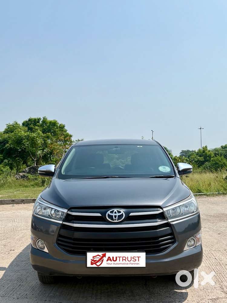 Toyota Innova Crysta 2017 Diesel Well Maintained
