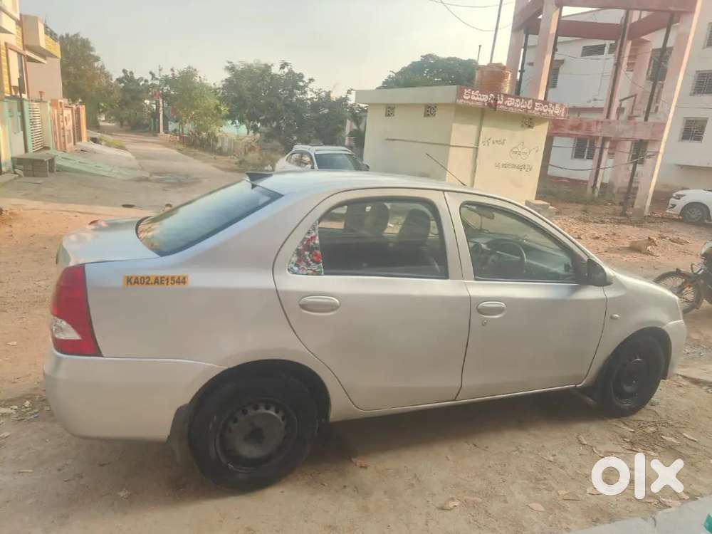 350000 Km Toyota Etios