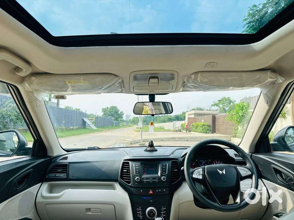 Mahindra Xuv300 W6 Diesel, 2023, Diesel