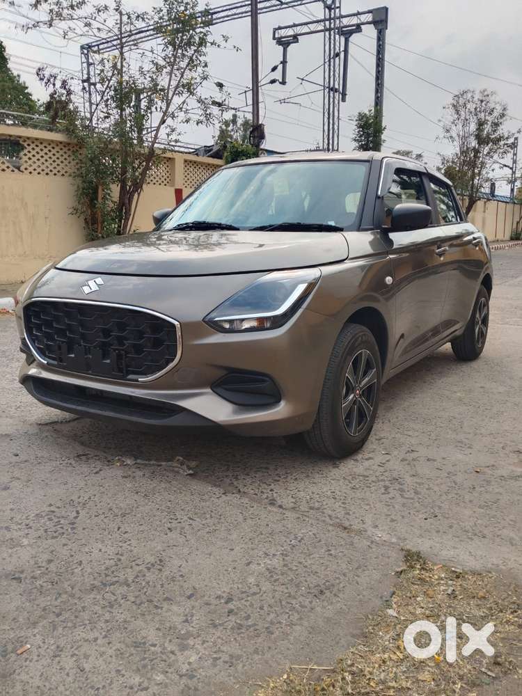 Maruti Suzuki Swift Lxi Optional-o, 2025, Petrol