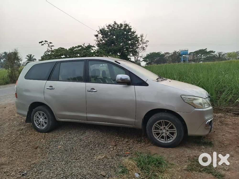 Toyota Innova 2006 Diesel 183000 Km Driven