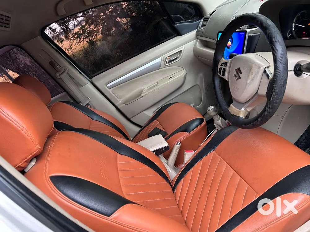 Touch Screen, Reverse Camera,push Button Start,seal Tyres