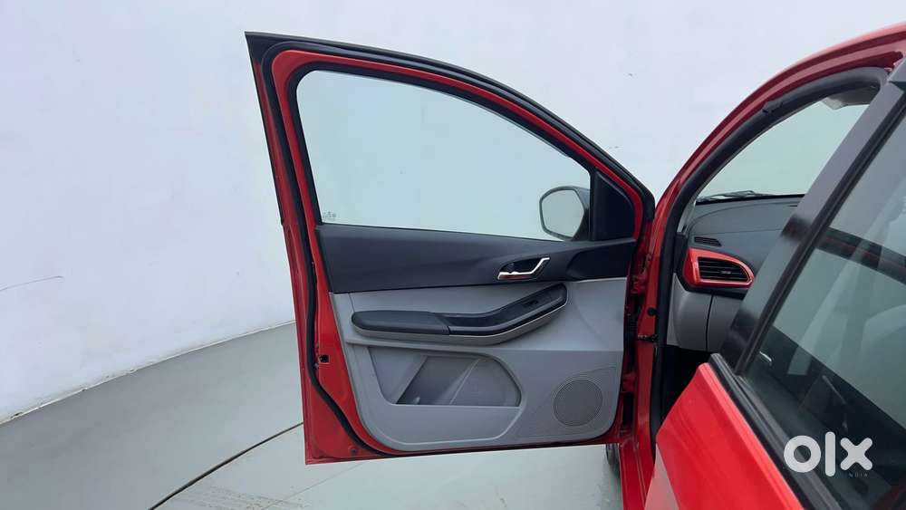 Tata Tiago Xza Plus Dual Tone, 2020, Petrol