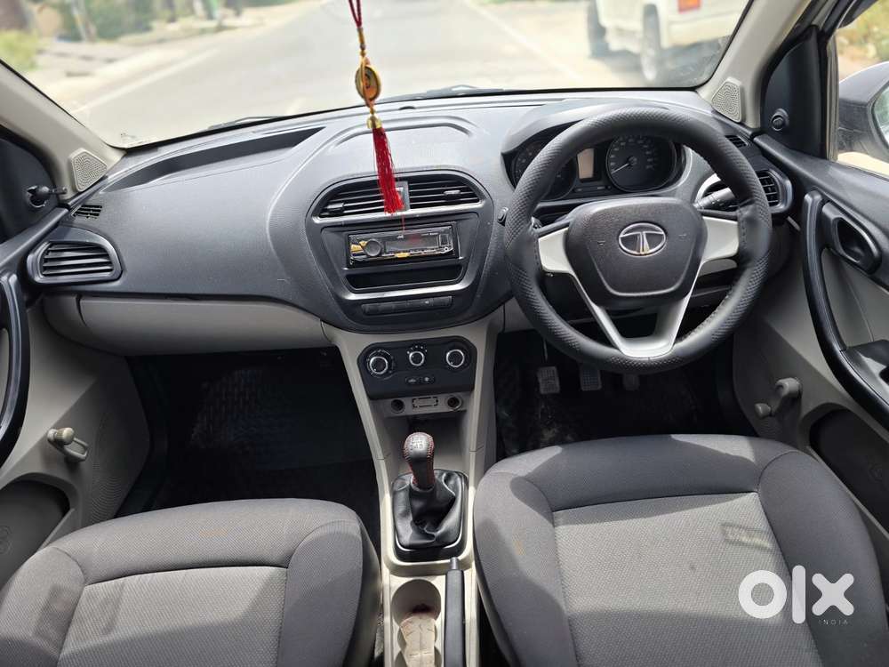Tata Tiago Xe, 2016, Petrol
