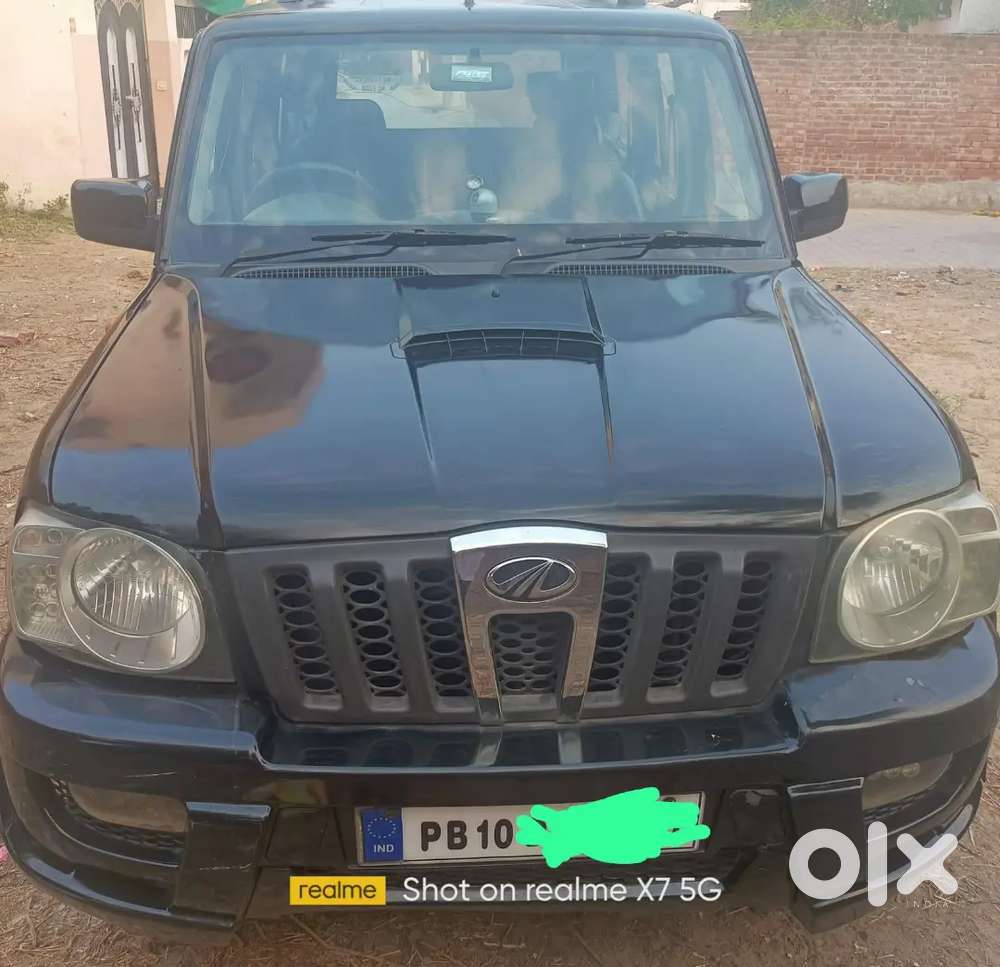 Mahindra Scorpio 2012 Diesel 210000 Km Driven