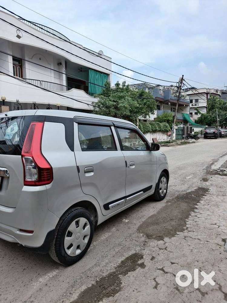 Maruti Suzuki Wagon R Zxi Amt 1.2, 2019, Petrol