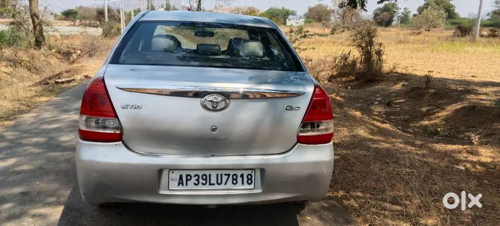 Toyota Etios Cross 2016