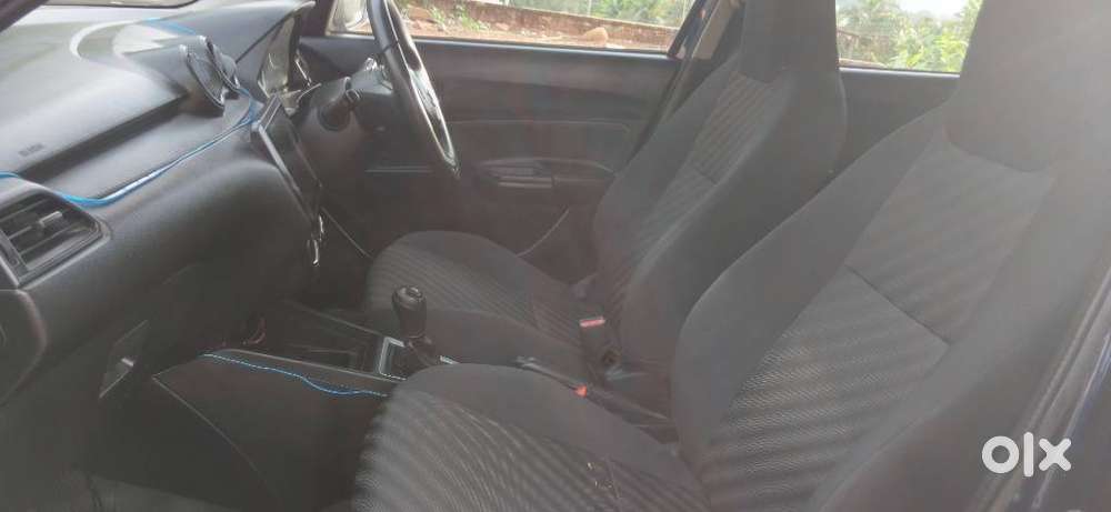 Maruti Suzuki Swift 1.2 Lxi (o), 2022, Petrol