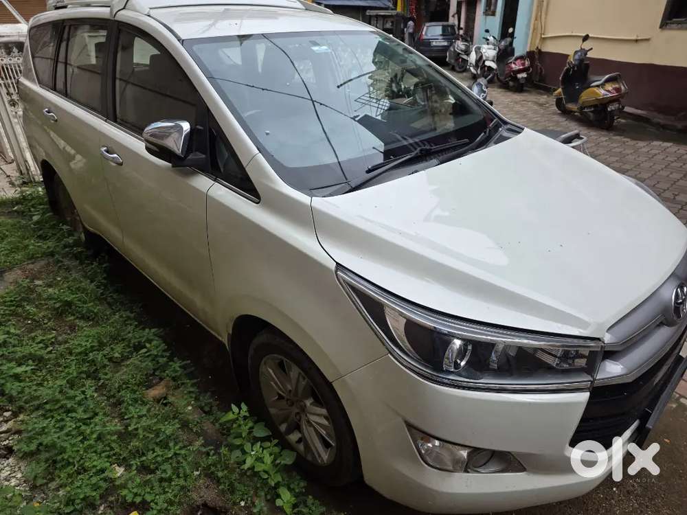 Toyota Innova Crysta 2.8 Zx Diesel 2016
