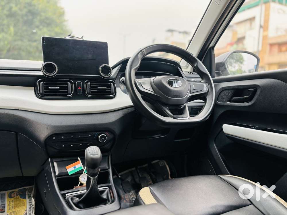 Tata Punch Pure, 2025, Petrol