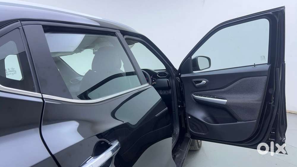 Nissan Magnite 1.0 Xv Premium Turbo, 2023, Petrol