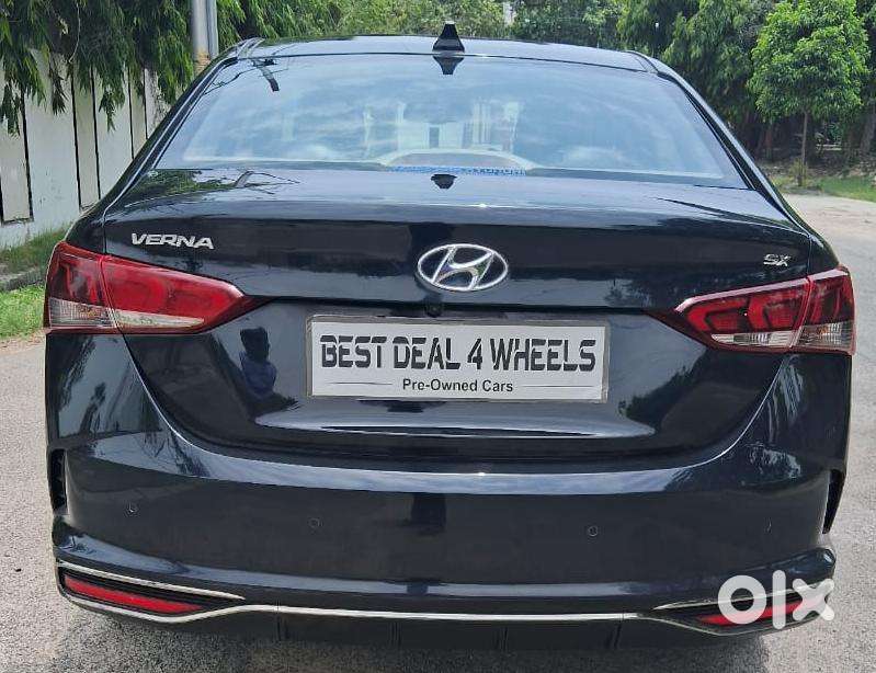Hyundai Verna 1.5 Sx Ivt, 2023, Petrol