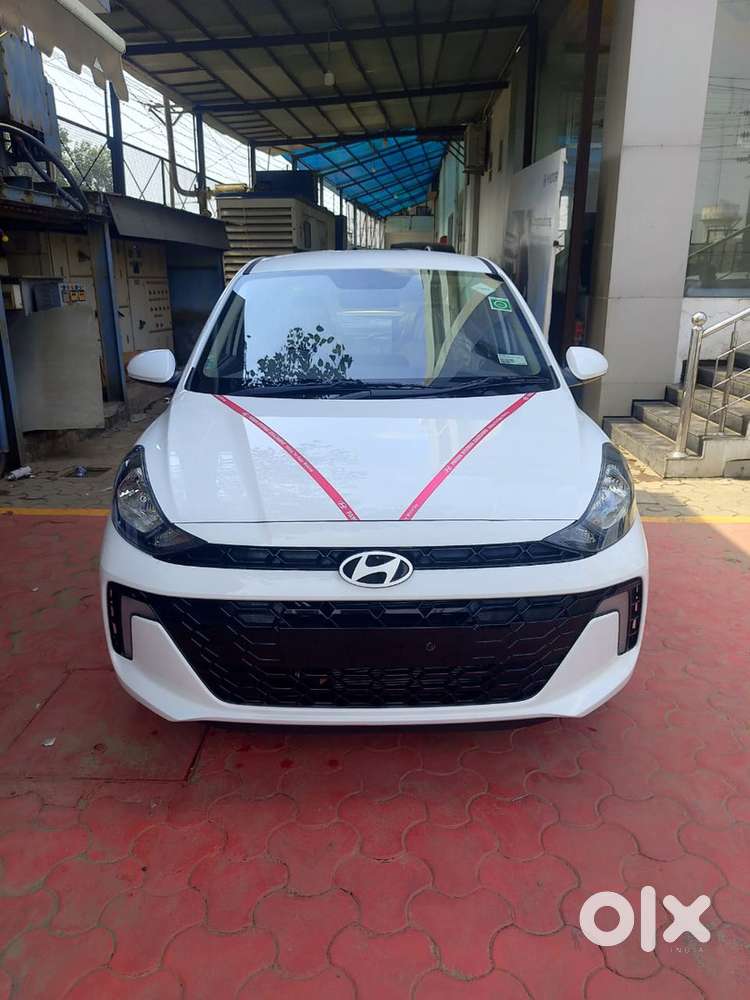New Hyundai Aura Car Kam Sa Kam Downpymant Par Finance Kar Ka