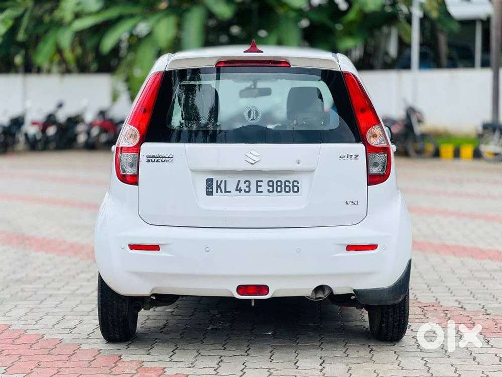 Maruti Suzuki Ritz Vxi, 2013, Petrol