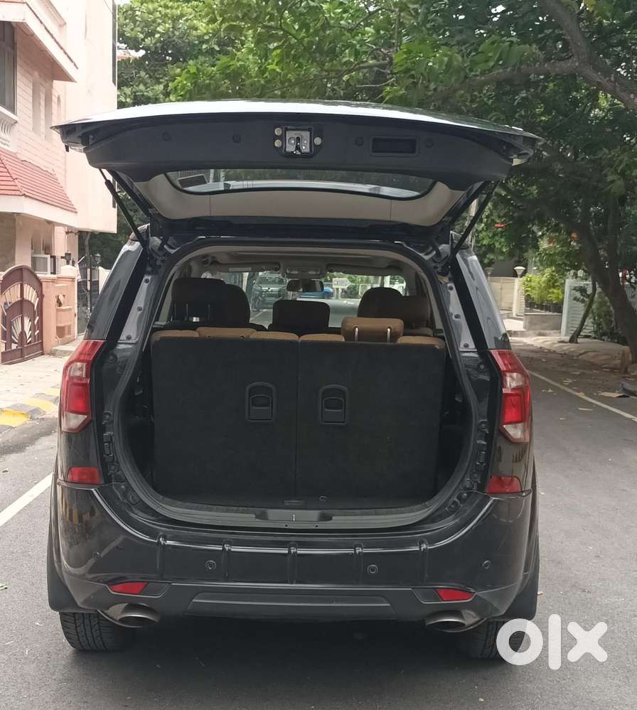 Mahindra Xuv500 W9 2wd, 2018, Diesel