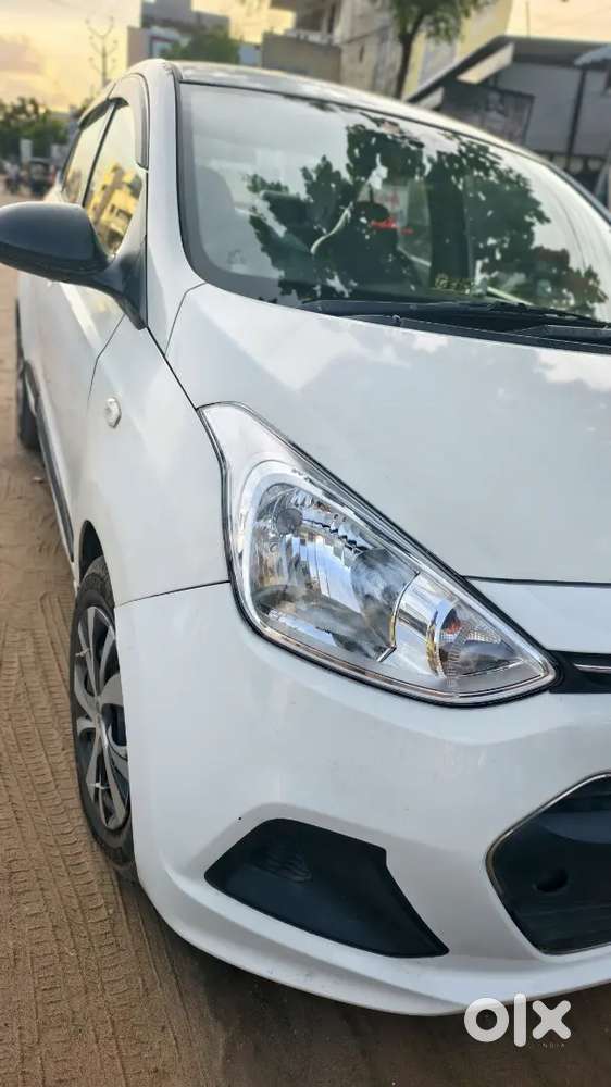 Hyundai Xcent 2016 Diesel 96700 Km Driven