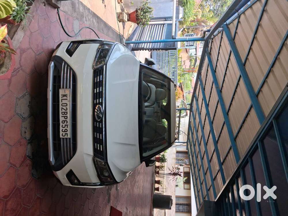 Full Option Automatic Diesel Xuv300