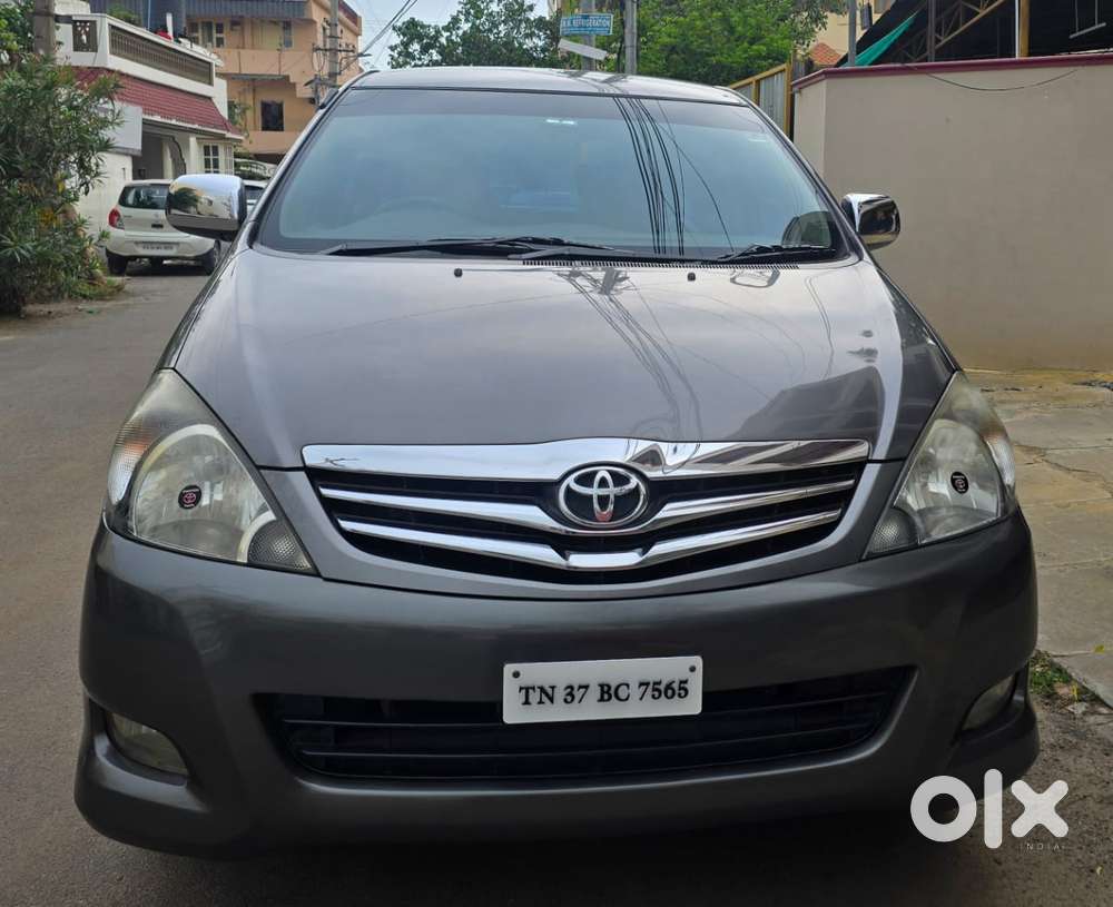 Toyota Innova 2.5 V 7 Str, 2009, Diesel