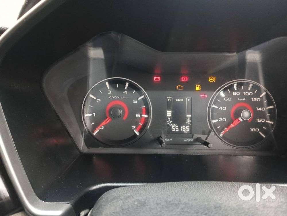 Mahindra Kuv 100 Mahindra-kuv-100-d75-k8, 2017, Diesel