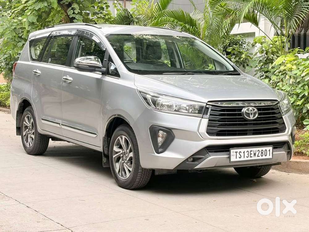 Toyota Innova Crysta 2.4 Gx Limited Edition 8 Str, 2022, Diesel