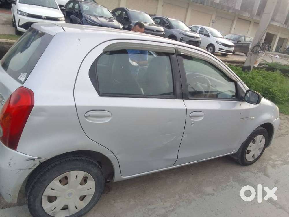 Toyota Etios Liva 2011