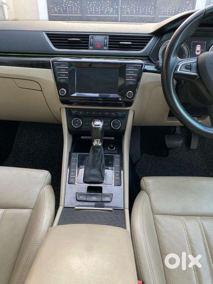 Skoda Superb Lk 2.0 Tdi At, 2016, Diesel