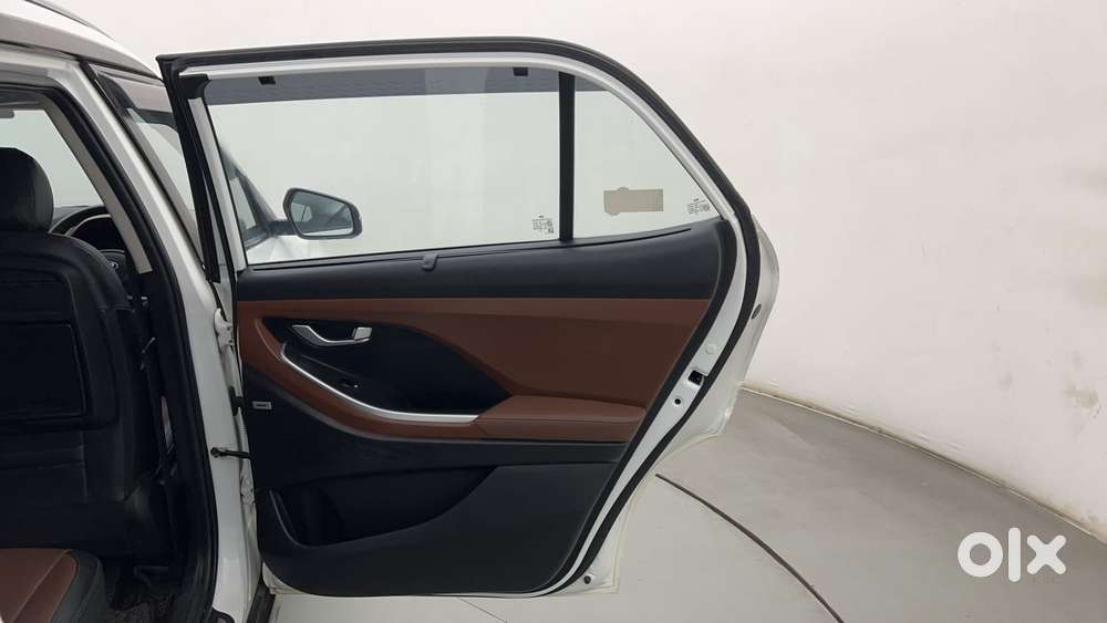 Hyundai Alcazar 1.5 Platinum Diesel Mt 7 Str, 2024, Diesel