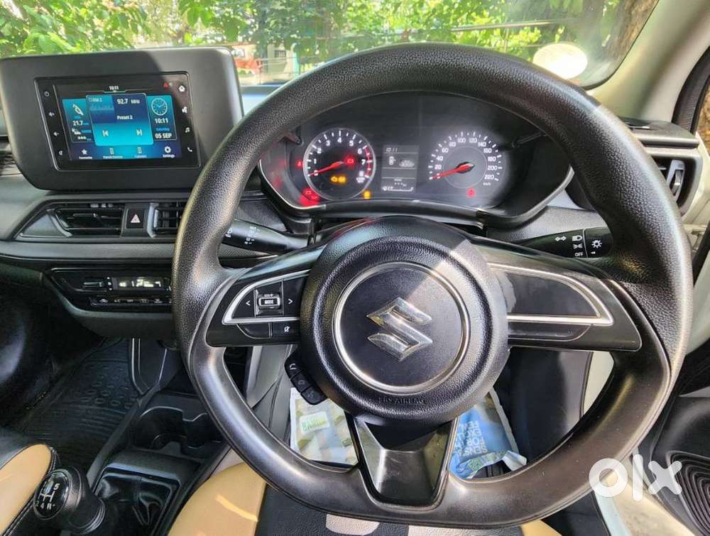 Maruti Suzuki Swift Vxi + Manual, 2024, Petrol