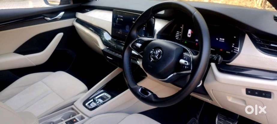 Skoda Octavia 2.0 L K Tsi At, 2022, Petrol