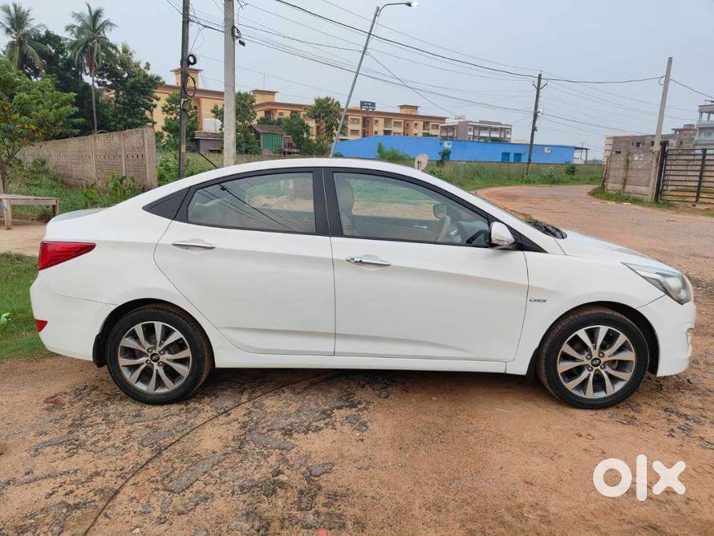 Hyundai Verna 1.6 Sx Crdi, 2015, Diesel