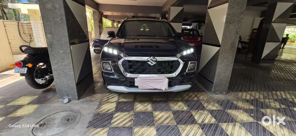 Suzuki Grand Vitara Mid Night Black Colour