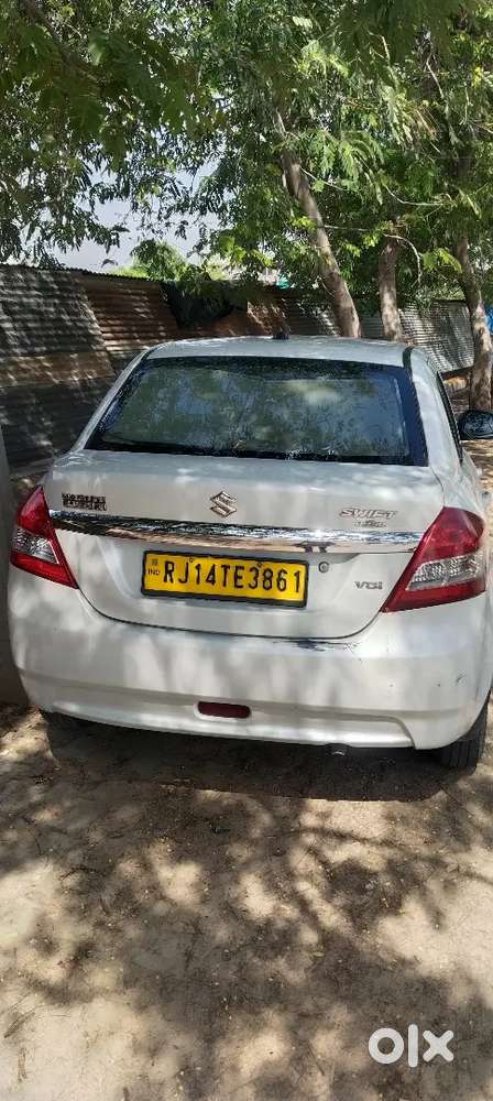 Office Mein Chali Hui Hai