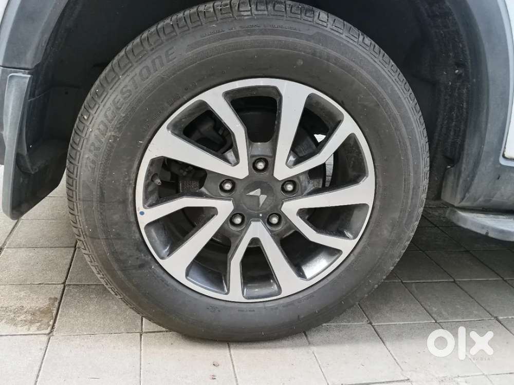 Mahindra Scorpio N Z8 Petrol At 7 Str, 2025, Petrol
