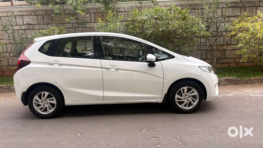 Honda Jazz V Automatic, 2018, Petrol