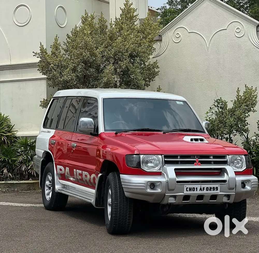 Mitsubishi Pajero Sfx 2011