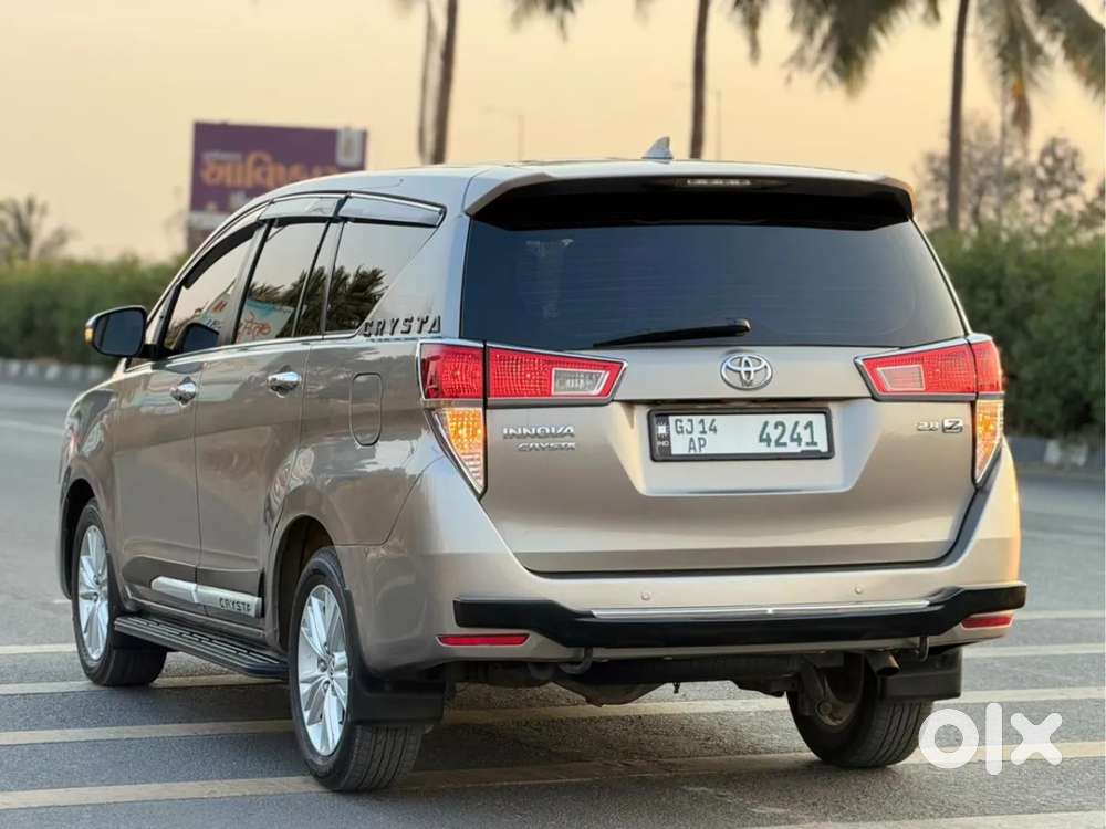 Toyota Innova Crysta 2.8 Zx At 7 Seater, 2019, Diesel