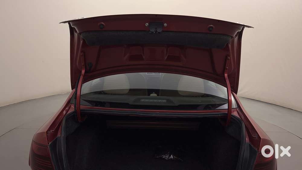 Volkswagen Vento 2010-2013 Petrol Highline At, 2020, Petrol