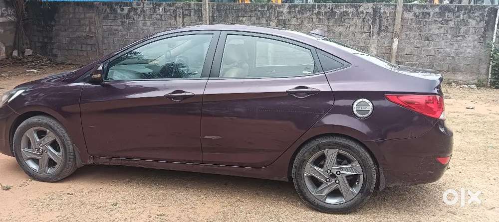 Hyundai Fluidic Verna 2013 Cng