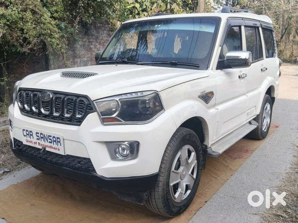 Mahindra Scorpio S4, 2016, Diesel