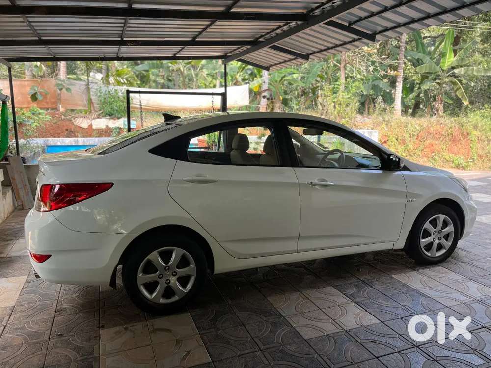 Hyundai Verna 1.6 Sx 2012