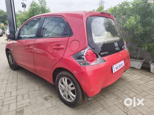 Honda Brio V Mt, 2012, Petrol