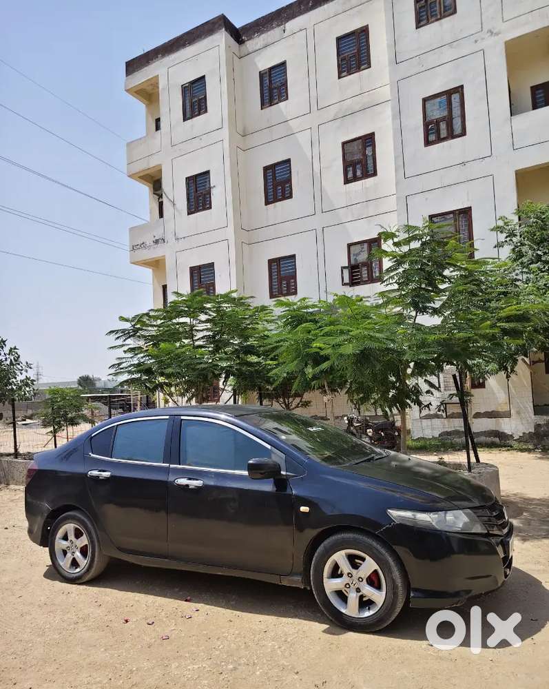 Honda City 2010 Cng & Hybrids 145000 Km Driven