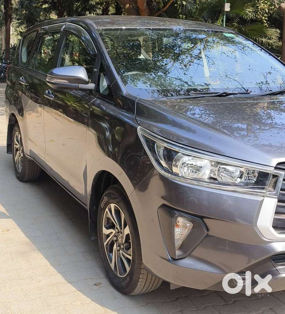 Toyota Innova Crysta