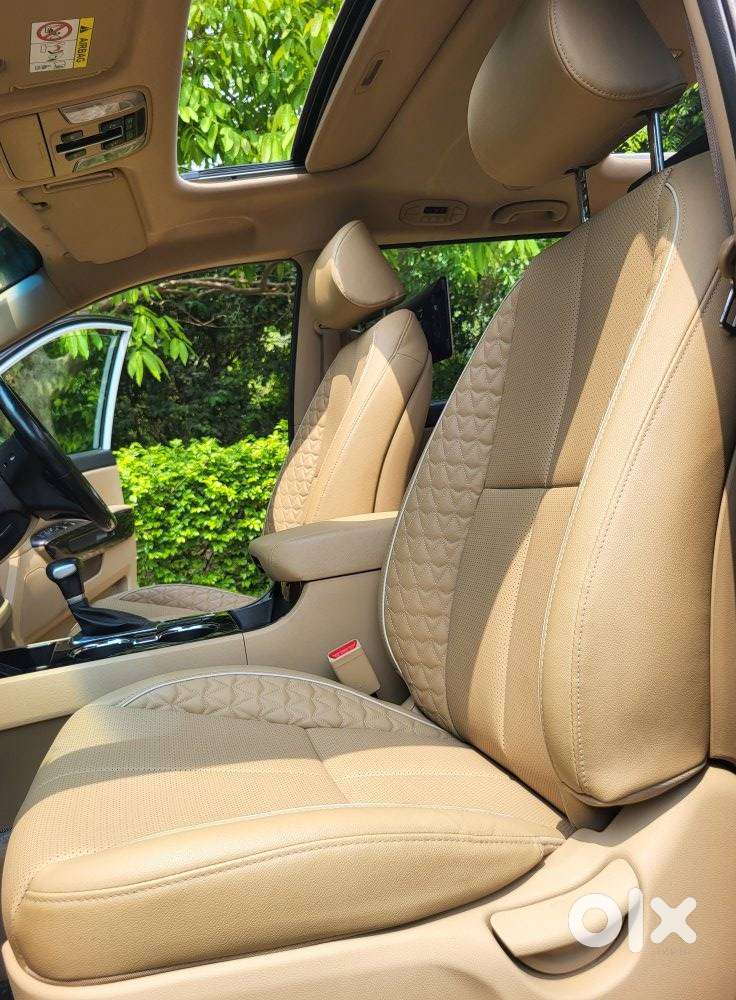 Kia Carnival Limousine Plus 7 Str, 2022, Diesel