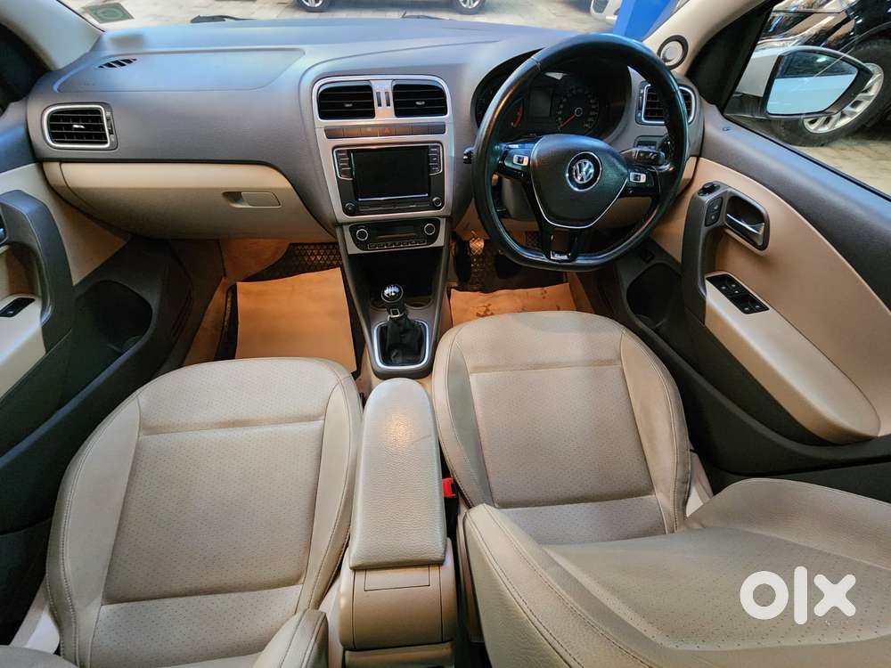 Volkswagen Vento Celeste 1.6 Highline, 2018, Petrol