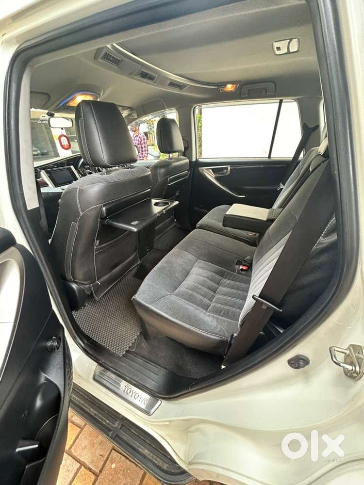 Toyota Innova Crysta 2018 Diesel Manual