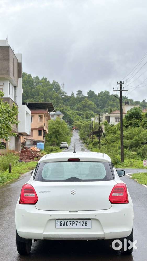 Maruti Suzuki Swift Vxi, 2020, Petrol
