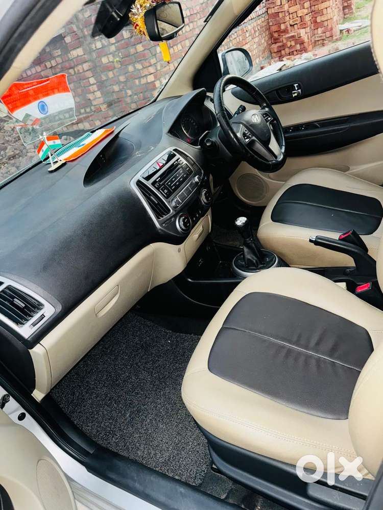 Hyundai I20 2010-2012 1.2 Sportz, 2012, Petrol