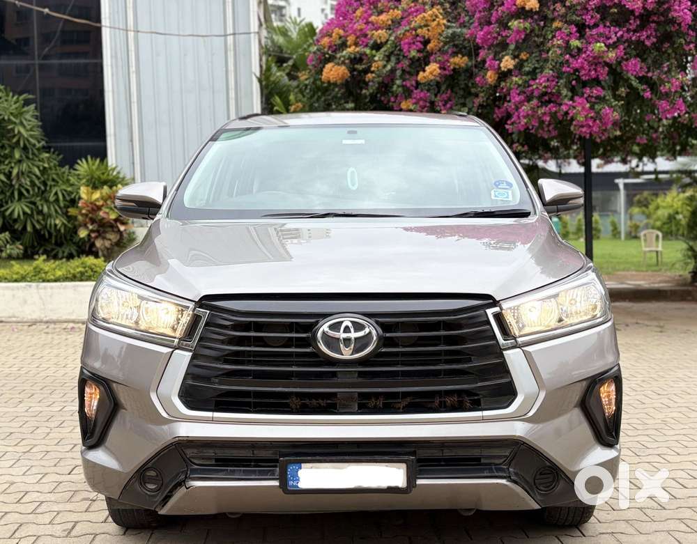 Toyota Innova Crysta [2020-ongoing] 2.4 GX 8 STR, 2021, Diesel