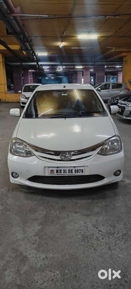 Toyota Etios 2010-2012 G, 2011, Petrol